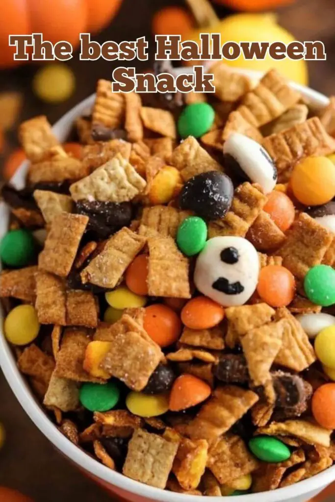 Create a festive and fun Halloween with our Halloween Fall Snack Mix! This easy and delicious treat combines sweet and savory flavors, perfect for parties, trick-or-treaters, or cozy movie nights. Packed with seasonal goodies, it's a hit with kids and adults alike. Try this simple recipe to elevate your Halloween gatherings! Save this pin and make your own tasty mix today! 🎃🍂